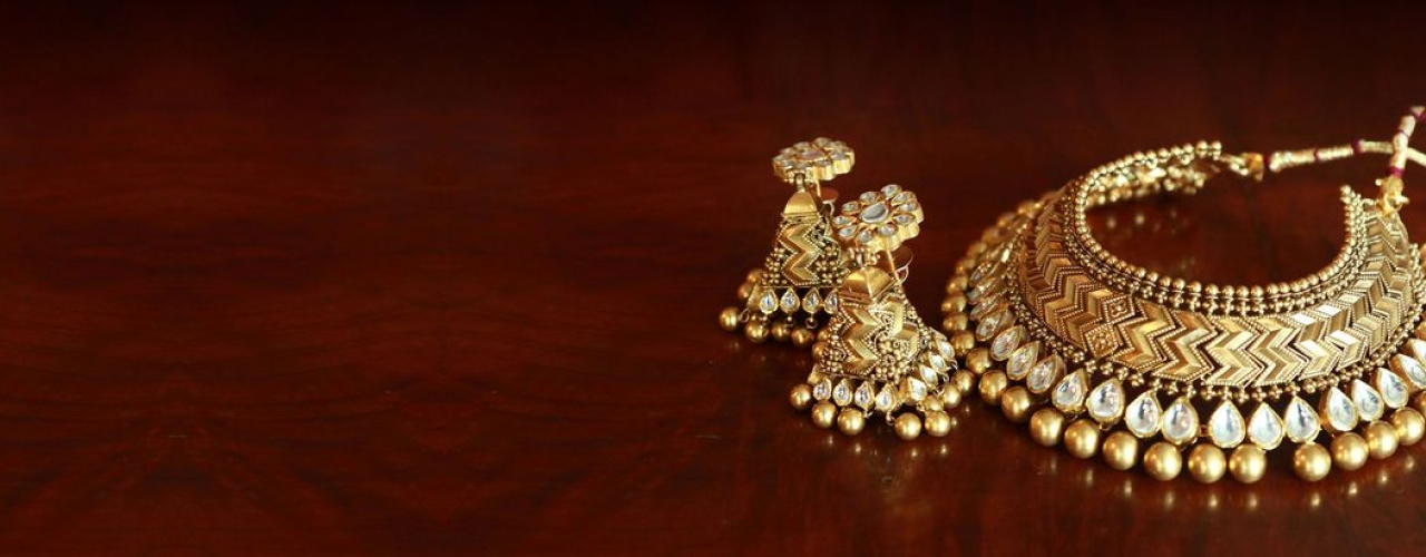 Diamond necklace and earrings — A.N.C. Jewellers craftsmanship